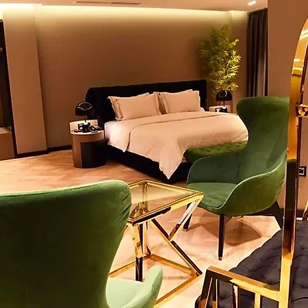 Unik Hotel 3*